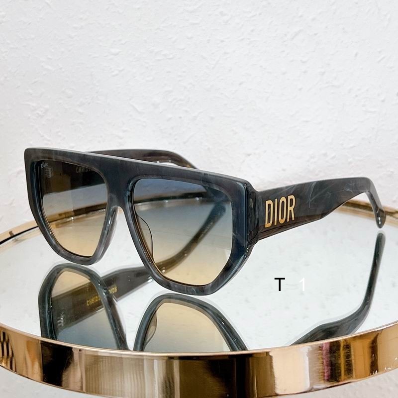 DIOR Sunglasses 536